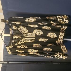 Elegant Black and Cream Women's Long Sleeve Top